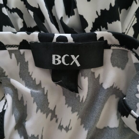 BCX Women's Medium Summer Black & White Ruffle Top Beachy Boho - Picture 13 of 16